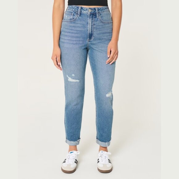 HOLLISTER - ULTRA HIGH-RISE MOM JEANS | HOLLISTER VINTAGE STRETCH | MEDIUM WASH - Picture 1 of 7